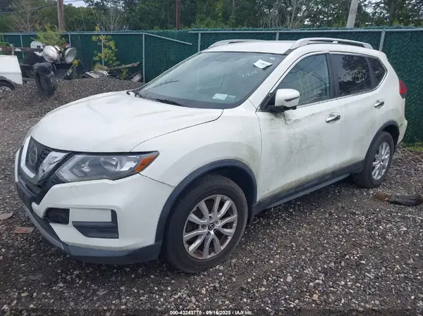 5N1AT2MN6HC827553 2017 NISSAN ROGUE - Image 2