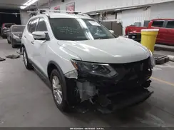 5N1AT2MN6HC852646 2017 NISSAN ROGUE