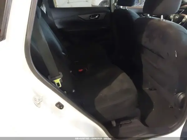 5N1AT2MN7GC857790 2016 NISSAN ROGUE - Image 8
