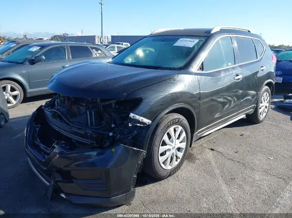5N1AT2MN7HC752734 2017 NISSAN ROGUE - Image 2