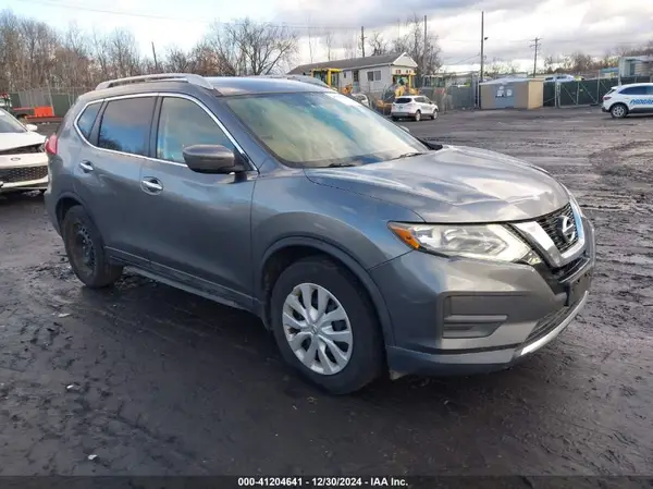 5N1AT2MN7HC762647 2017 NISSAN ROGUE - Image 1