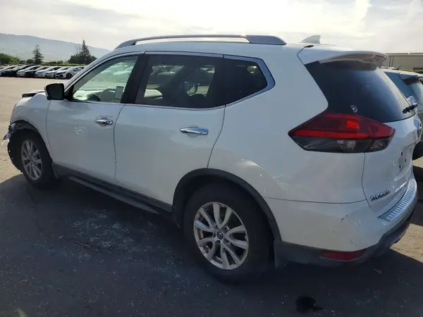 5N1AT2MN8HC775620 2017 NISSAN ROGUE - Image 2