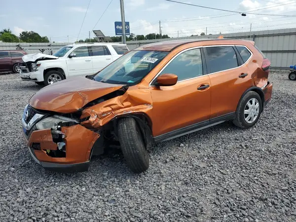 5N1AT2MN8HC813380 2017 NISSAN ROGUE - Image 1
