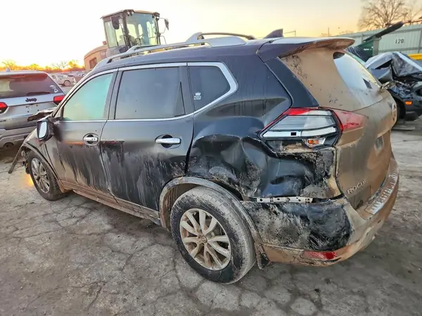 5N1AT2MN8HC853801 2017 NISSAN ROGUE - Image 2