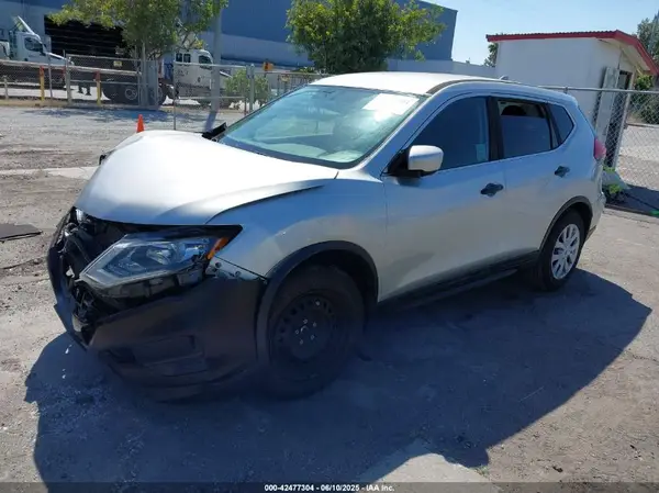 5N1AT2MN9HC778932 2017 NISSAN ROGUE - Image 2