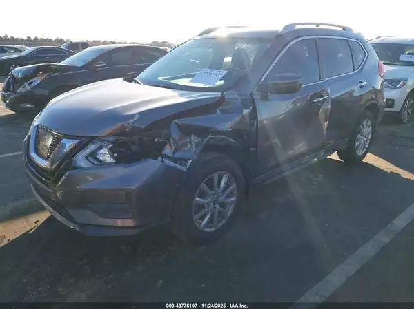 5N1AT2MN9HC839454 2017 NISSAN ROGUE - Image 2