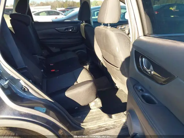 5N1AT2MN9HC839454 2017 NISSAN ROGUE - Image 8