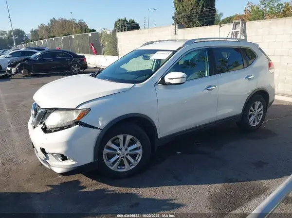 5N1AT2MNXGC916699 2016 NISSAN ROGUE - Image 2