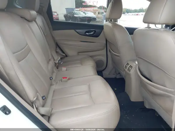 5N1AT2MT0GC780873 2016 NISSAN ROGUE - Image 8