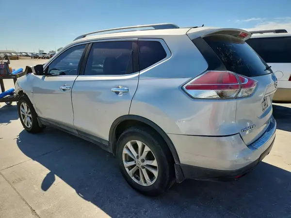 5N1AT2MT0GC890287 2016 NISSAN ROGUE - Image 2