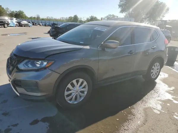 5N1AT2MT0HC731268 2017 NISSAN ROGUE - Image 1
