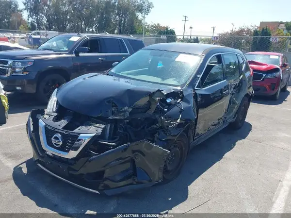 5N1AT2MT0HC737524 2017 NISSAN ROGUE - Image 2