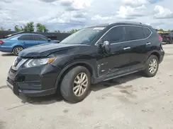 5N1AT2MT0HC740827 2017 NISSAN ROGUE