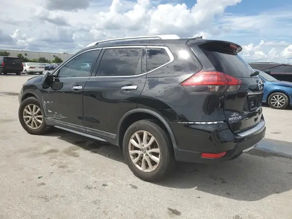 5N1AT2MT0HC740827 2017 NISSAN ROGUE - Image 2