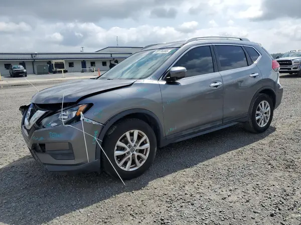 5N1AT2MT0HC745770 2017 NISSAN ROGUE - Image 1