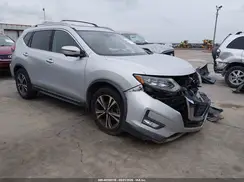 5N1AT2MT0HC747857 2017 NISSAN ROGUE