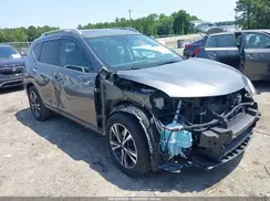 5N1AT2MT0HC748412 2017 NISSAN ROGUE