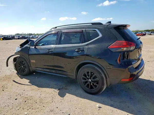 5N1AT2MT0HC762102 2017 NISSAN ROGUE - Image 2