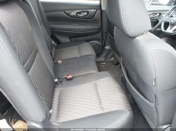 5N1AT2MT0HC771169 2017 NISSAN ROGUE - Image 8