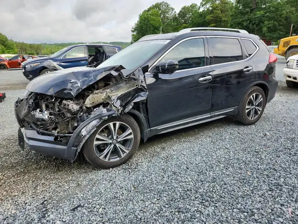 5N1AT2MT0HC775738 2017 NISSAN ROGUE - Image 1
