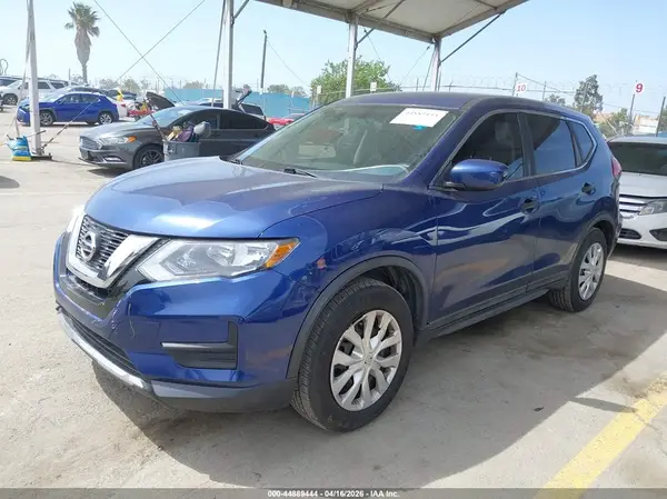 5N1AT2MT0HC778901 2017 NISSAN ROGUE - Image 2