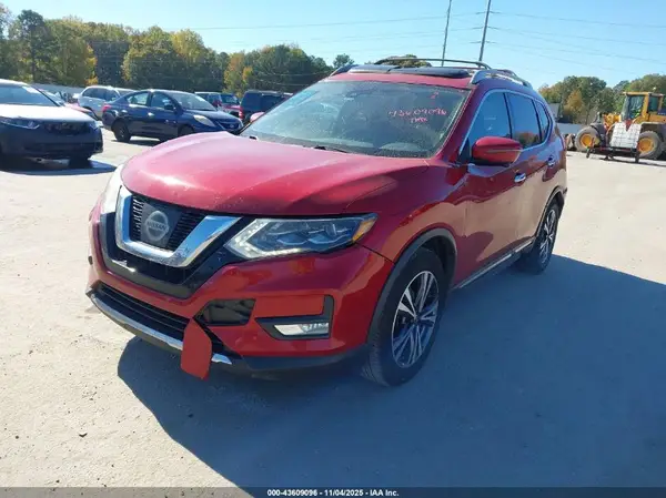 5N1AT2MT0HC792734 2017 NISSAN ROGUE - Image 2