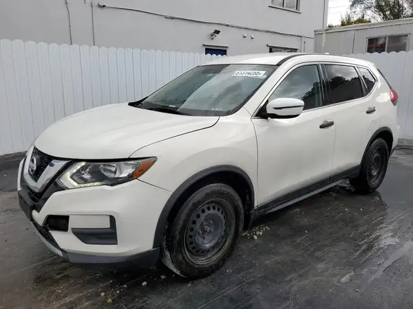 5N1AT2MT0HC794063 2017 NISSAN ROGUE - Image 1