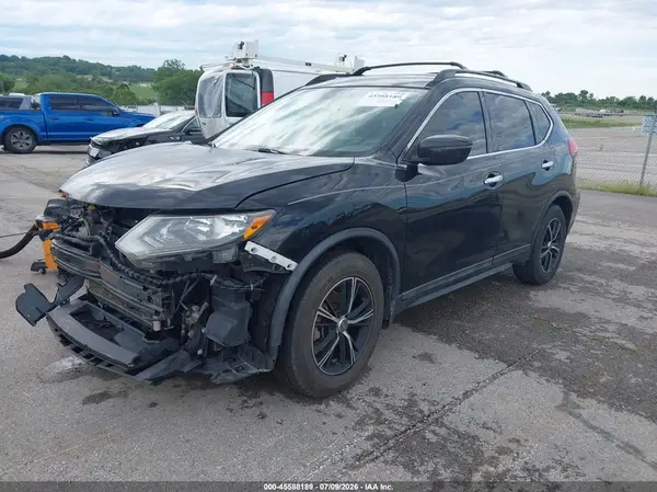 5N1AT2MT0HC800752 2017 NISSAN ROGUE - Image 2