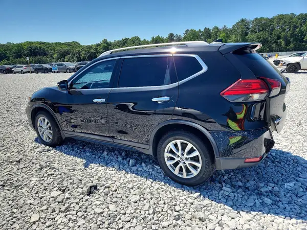 5N1AT2MT0HC807104 2017 NISSAN ROGUE - Image 2