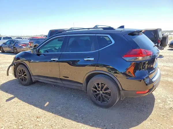 5N1AT2MT0HC808379 2017 NISSAN ROGUE - Image 2
