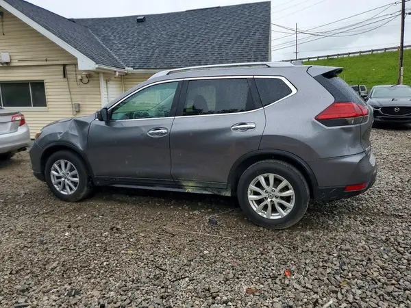 5N1AT2MT0HC816000 2017 NISSAN ROGUE - Image 2