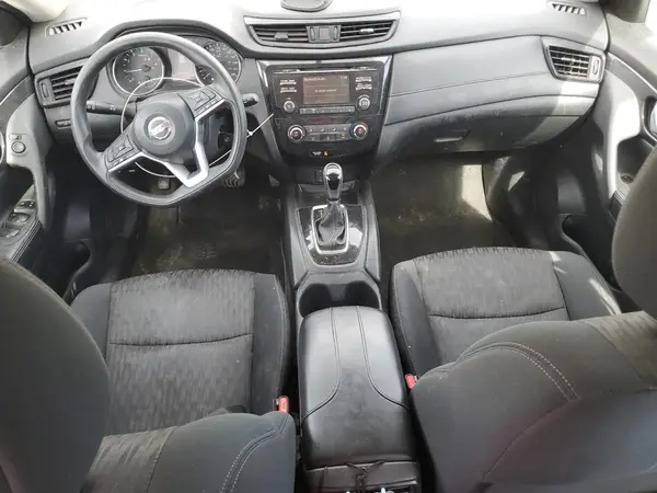 5N1AT2MT0HC817499 2017 NISSAN ROGUE - Image 8