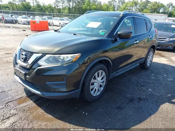 5N1AT2MT0HC822041 2017 NISSAN ROGUE - Image 2
