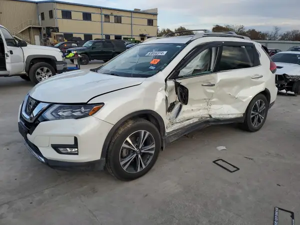 5N1AT2MT0HC825974 2017 NISSAN ROGUE - Image 1