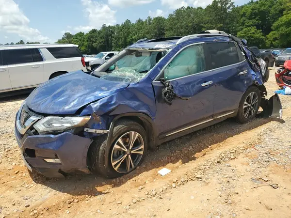 5N1AT2MT0HC829166 2017 NISSAN ROGUE - Image 1