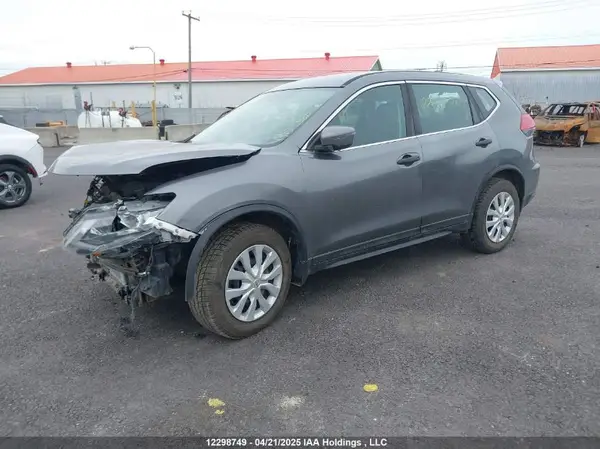 5N1AT2MT0HC837929 2017 NISSAN ROGUE - Image 2