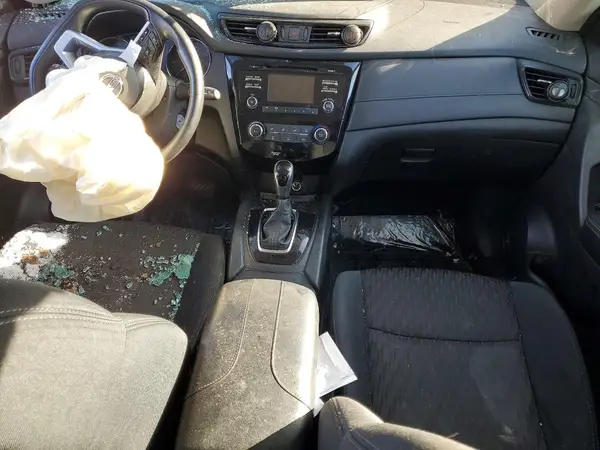 5N1AT2MT0HC841690 2017 NISSAN ROGUE - Image 8