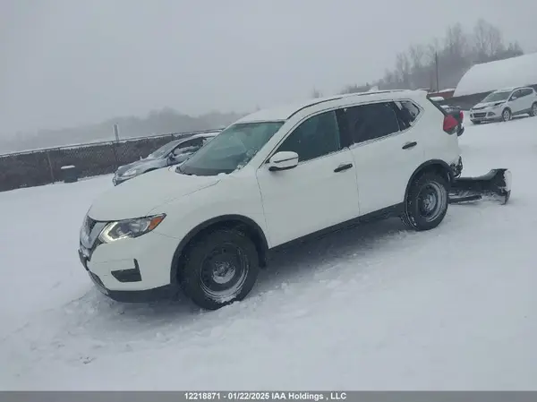 5N1AT2MT0HC846274 2017 NISSAN ROGUE - Image 2