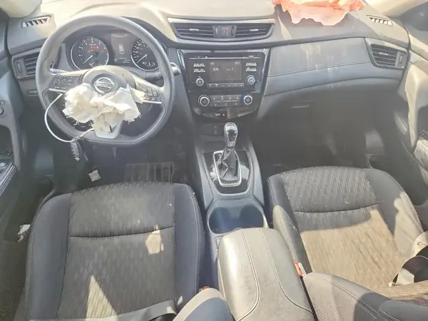 5N1AT2MT0HC850146 2017 NISSAN ROGUE - Image 8