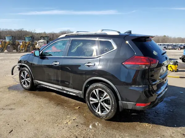 5N1AT2MT0HC852754 2017 NISSAN ROGUE - Image 2