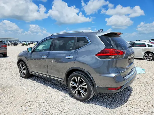 5N1AT2MT0HC865522 2017 NISSAN ROGUE - Image 2