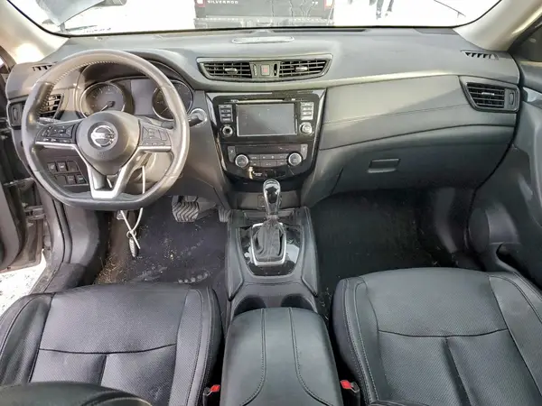 5N1AT2MT0HC866542 2017 NISSAN ROGUE - Image 8