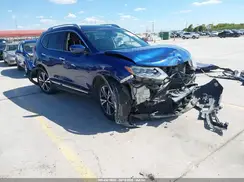 5N1AT2MT0HC871076 2017 NISSAN ROGUE