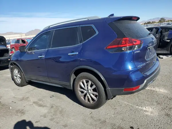 5N1AT2MT0HC881851 2017 NISSAN ROGUE - Image 2