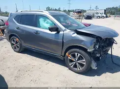 5N1AT2MT0HC884605 2017 NISSAN ROGUE