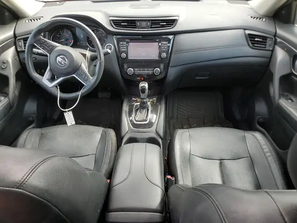 5N1AT2MT0HC884815 2017 NISSAN ROGUE - Image 8