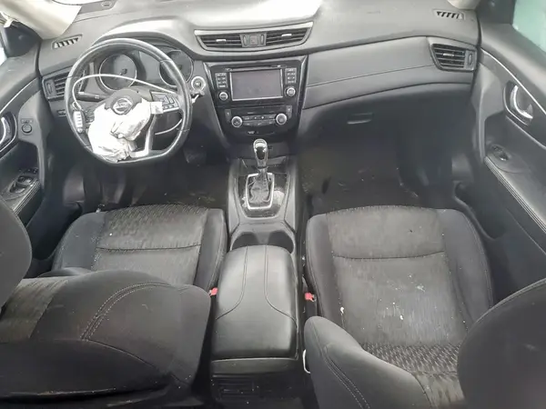 5N1AT2MT0HC885799 2017 NISSAN ROGUE - Image 8
