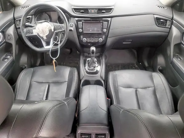 5N1AT2MT0HC887486 2017 NISSAN ROGUE - Image 8