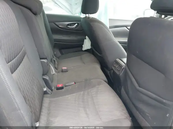 5N1AT2MT0HC894745 2017 NISSAN ROGUE - Image 8