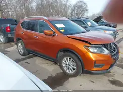 5N1AT2MT0JC701967 2018 NISSAN ROGUE
